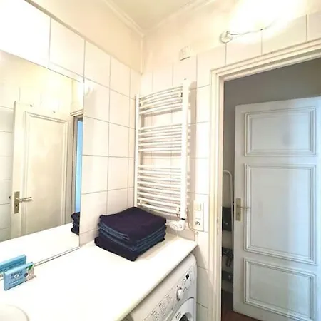 Cozy 1br In The Heart Of Paris