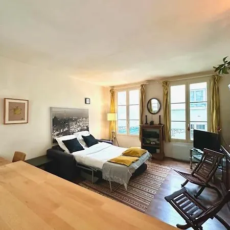Apartment Cozy 1br In The Heart Of